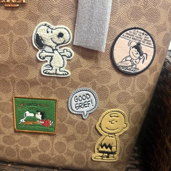 NWT Coach X Peanuts City Tote In Signature Canvas With Patches cbj91 - Image 2