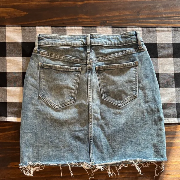 Old navy Denim Jean Blue Skirt 0 raw hem - Image 4