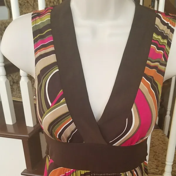IZ Byer short mini dress ties in back size Small - Image 4