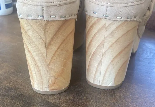 Dolce Vita Hila beige tan suede platform mule clogs size 9.5 NWT braided detail - Image 5