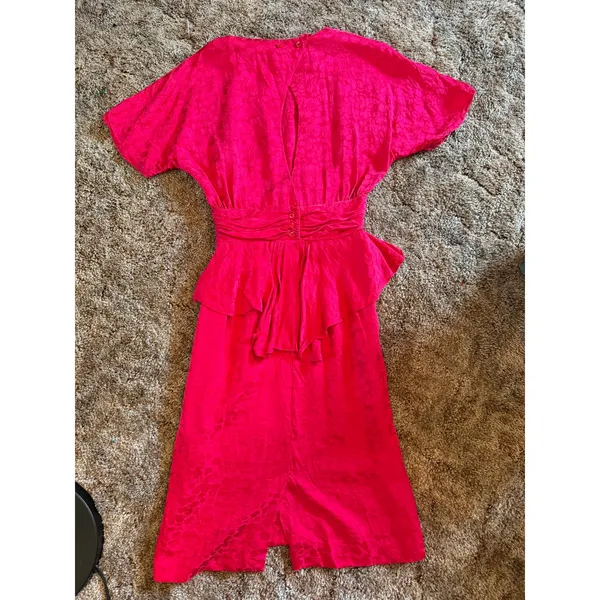 Vintage 1980s Argenti 100% Pure Silk Peplum Dress Tomato Red Jacquard Keyhole - Image 5