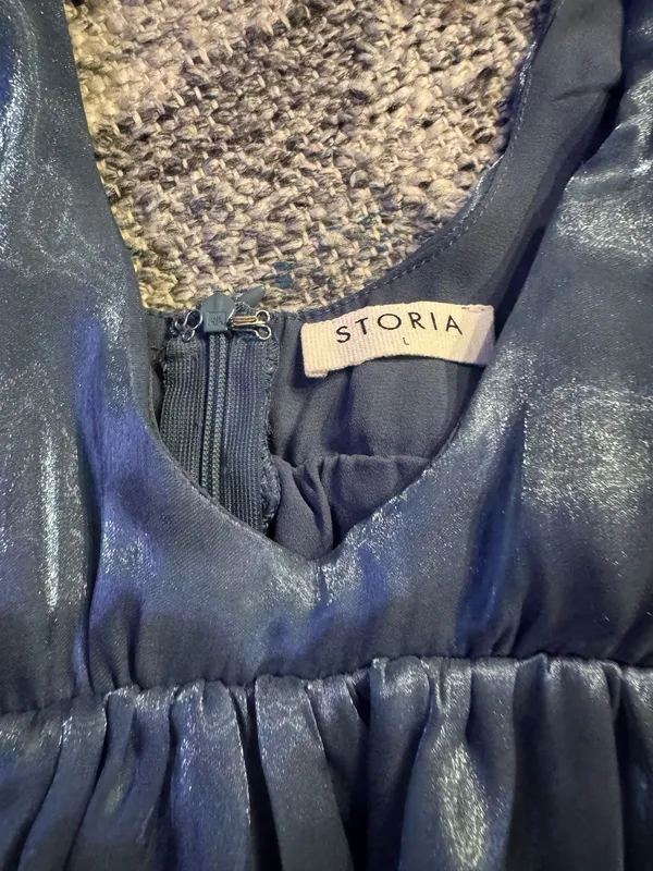 Storia Blue Ruffle V-neck Top - Image 2