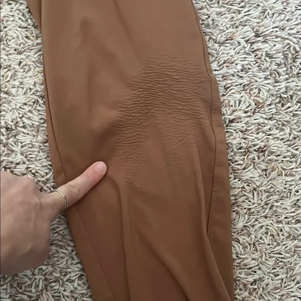 Columbia Women's Slim Pull-On Pants in camel sz M moisture wicking fabric - Image 6