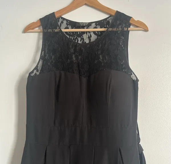 Guess Elegant Black Lace Midi Dress - Image 4