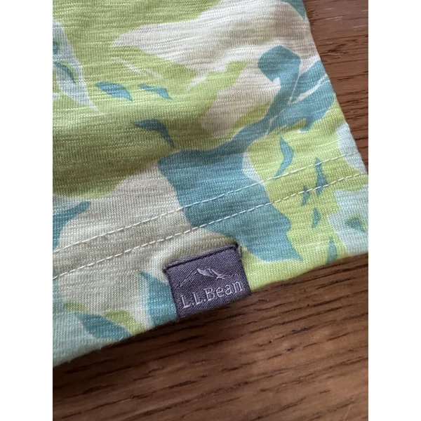 L.L. Bean Women Size M REG Green Sleeveless Tank Top‎ V Neck Stretch Logo Summer - Image 4