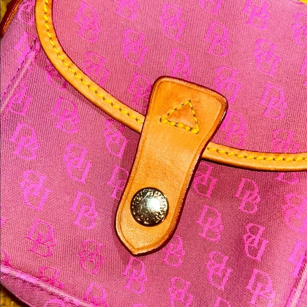 Vintage Y2K Pink Canvas Monogram and Leather Dooney & Bourke Crossbody Bag - Image 8