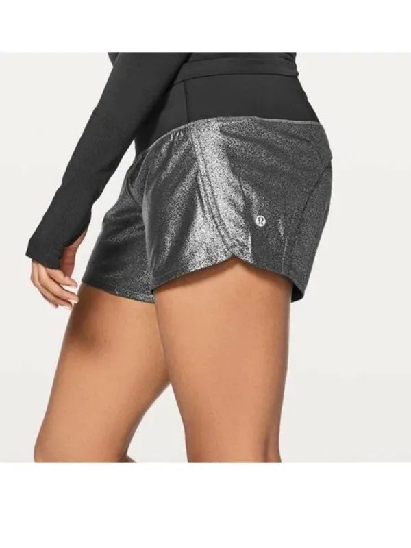 Lululemon Run Times Ii Shorts Luminosity Foil/Black Size 6! - Image 2