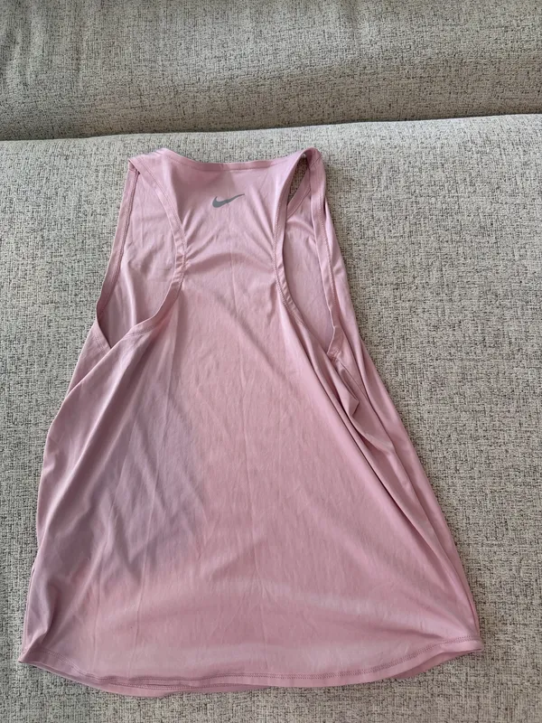 Nike tank top - Image 3