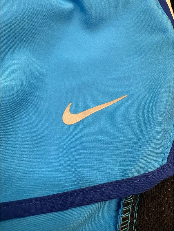 Nike Dri-Fit Shorts Running - Image 4