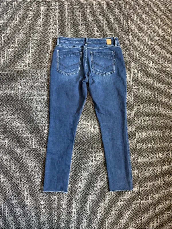 BKE Jeans Gabby Women's Sz 29 Curvy Fit High Rise Skinny Ankle Frey Hem Stretch - Image 4