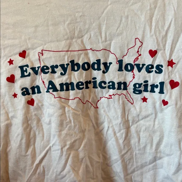 Everybody loves an American girl White Graphic T-Shirt w/ Red and Blue Print xl - Image 2
