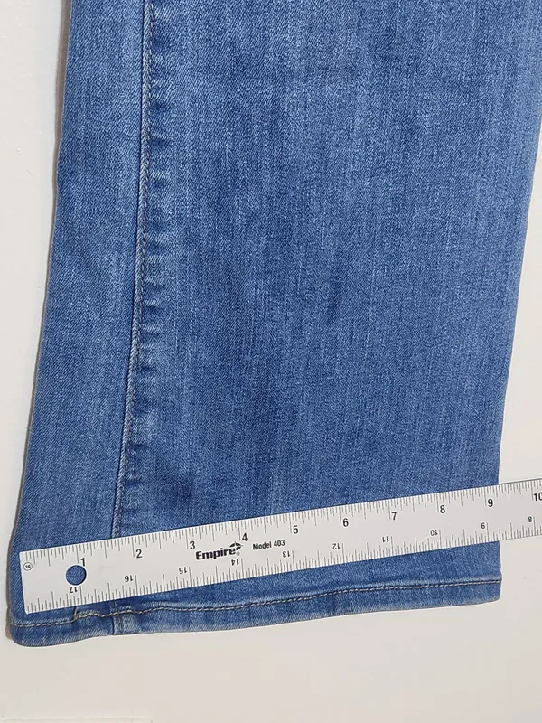 LOFT Slim Fit Flare Jeans with Patch Pockets Size 8/29 - Image 6