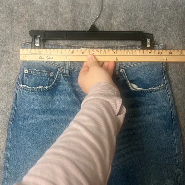 Reformation‎ Woman 24 Relaxed Straight High Waisted raw hem Blue Jeans - Image 3