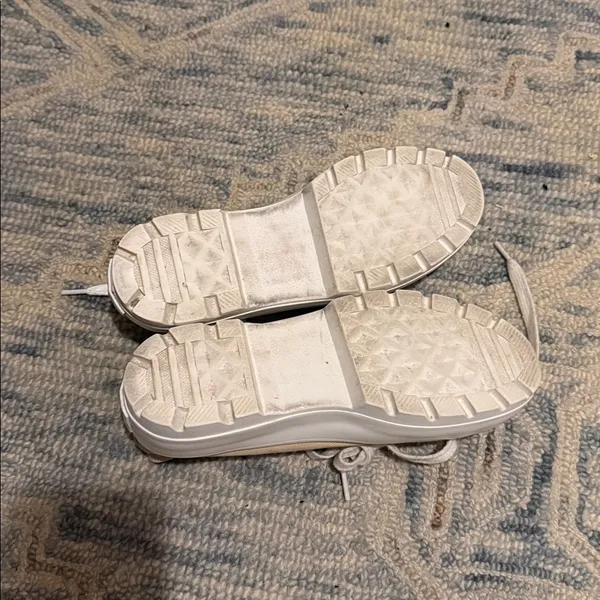 Sincerely Jules Vasco Tan and White Platform Sneakers Size 6.5 - Image 5