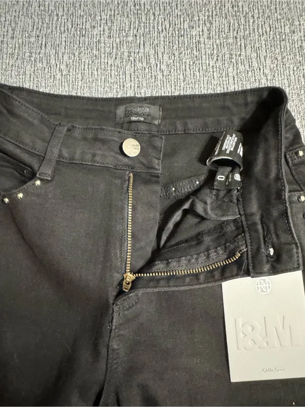 I&M High Rise Black Barrel Studded Jeans - Image 6