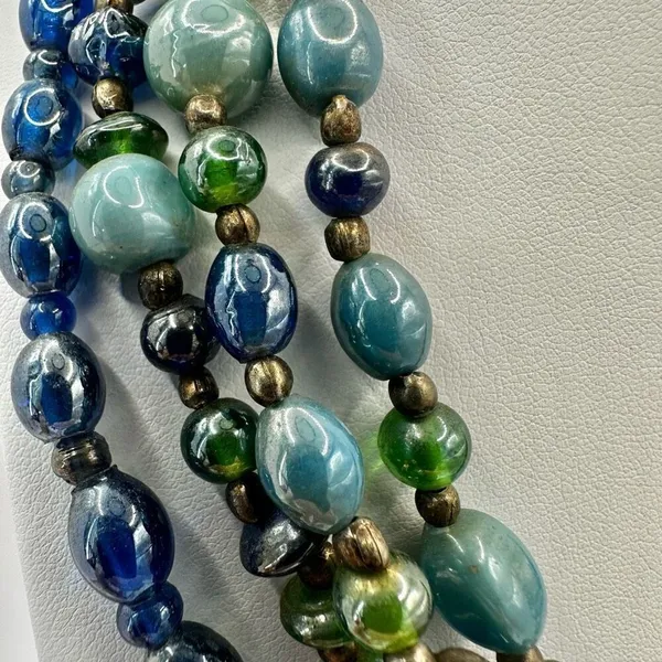 Blue green silver tone multi strand vintage necklace - Image 2