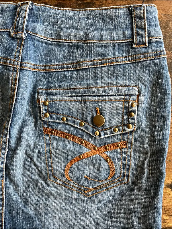 •Cache denim studded mini skirt• Size 4 - Image 6