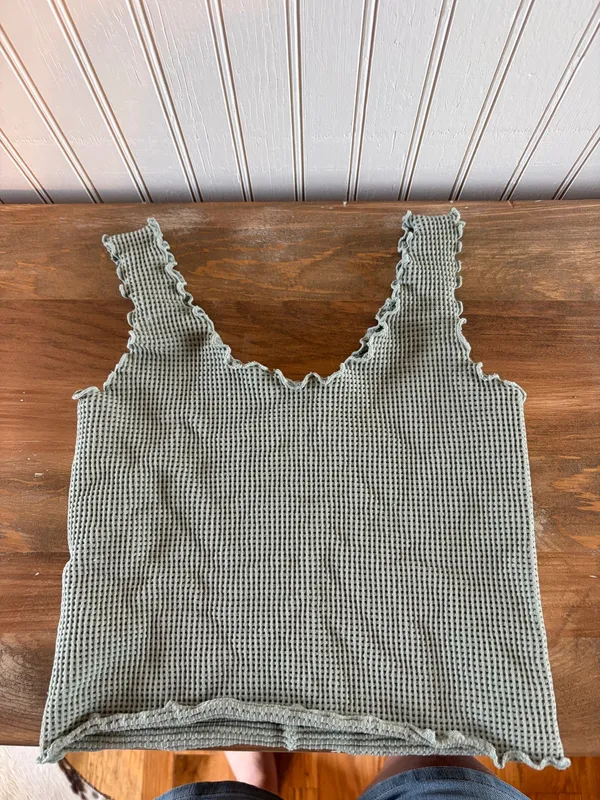 Buckle Cropped Tank Top - Image 2