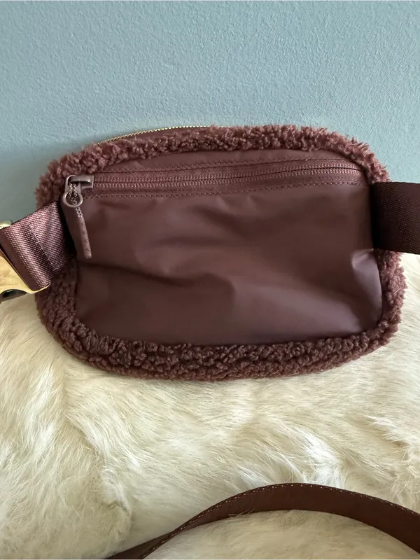 Lululemon Athletica Everywhere Sherpa Belt Bag With Goldtone Hardware - Image 4