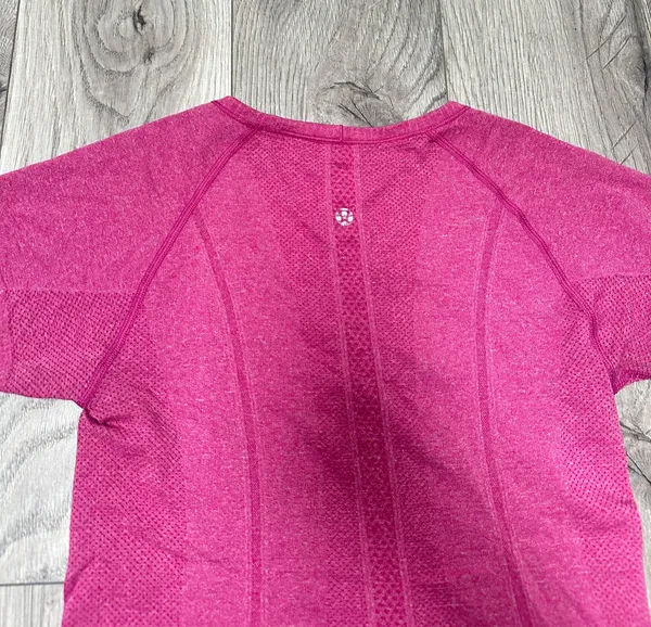Lululemon Swiftly Tech - Image 3