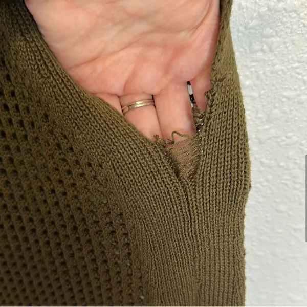 Anthropologie Olive Mesh Knit Top Size Small - Image 8
