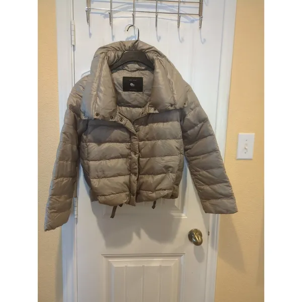 Zara woman down jacket sz S - Image 5