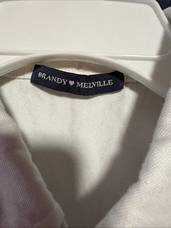Brandy Melville White Casual Button-Down Shirt - Image 2