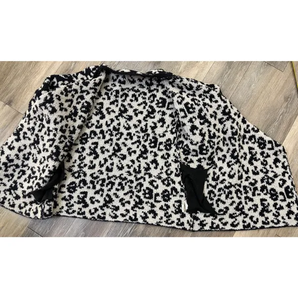 UGG Leopard Print Cardigan Womens Small Cozy Open Front Sweater - Image 7