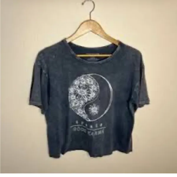 Caution To The Wind Charcoal Grey Floral Graphic Tee | Size Small - Image 8