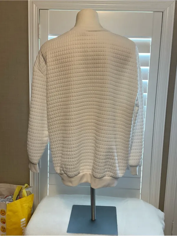 SHEIN Cream Quilted Crewneck Pullover - Image 4