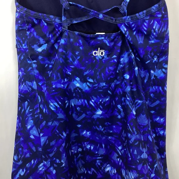 ALO Yoga Lure Long Bra Top - Image 4