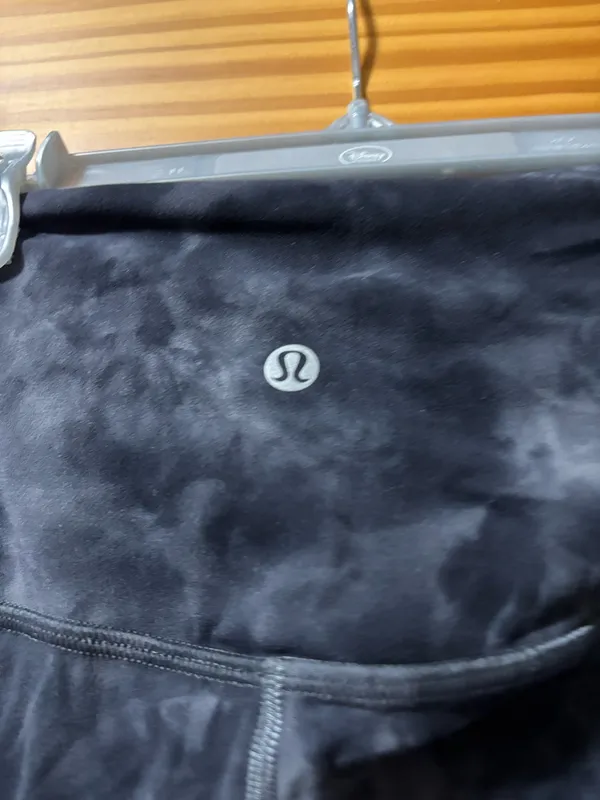 Lululemon Leggings Align 25" Camo Black - Image 3