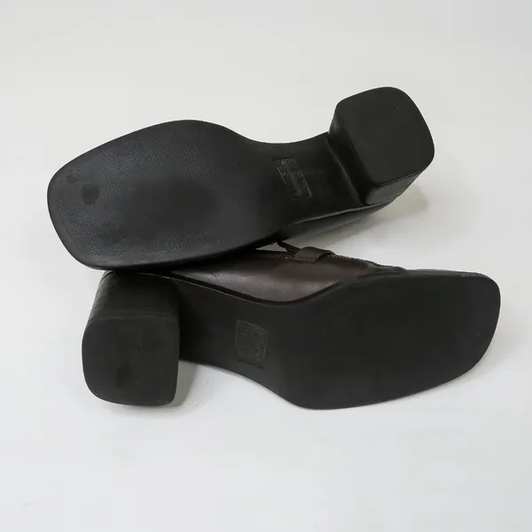 Vintage 90s Mootsies Tootsies Canteen Brown Leather Heeled Loafers - Image 8