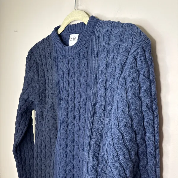 Zara‎ Women's Medium Tri-Colored Navy Blue Cable Knit Sweater Crew Neck Cotton - Image 2