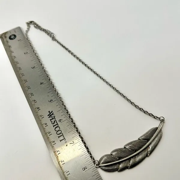 Silver tone feather pendant necklace - Image 6