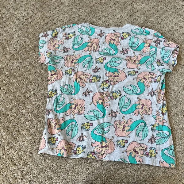 Disney Little Mermaid Pajama Top Short Sleeve T Shirt Gray Crew Neck Size Medium - Image 4