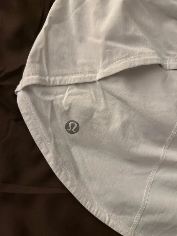 Lululemon High-Rise Speed Up 2.5" Shorts - Image 3