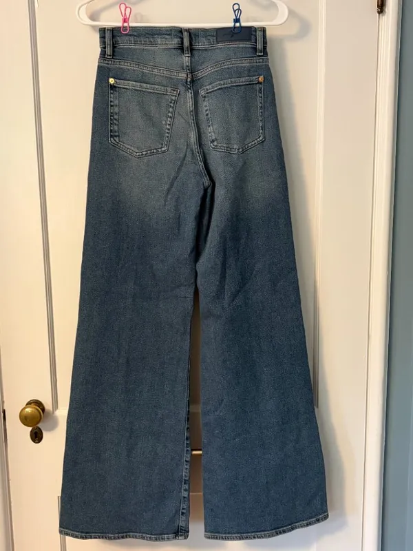7 for All Mankind ultra high rise jo wide leg jeans size 25 wash sea level - Image 4