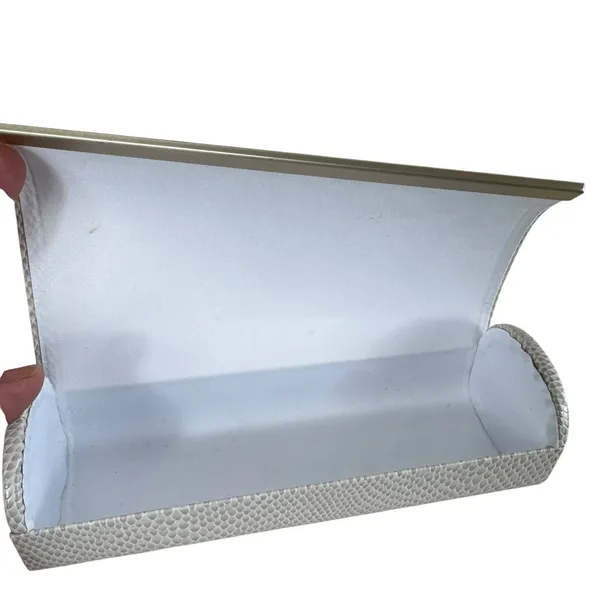 Jimmy Choo White‎ Faux Snakeskin Magnetic Closure Hard Side Eyeglass Case - Image 4