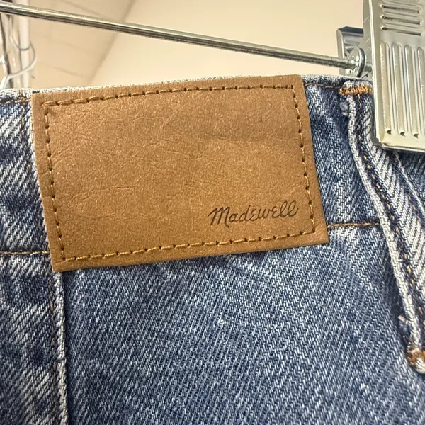 Madewell Wide-Leg Jeans in Medium Blue - Image 6