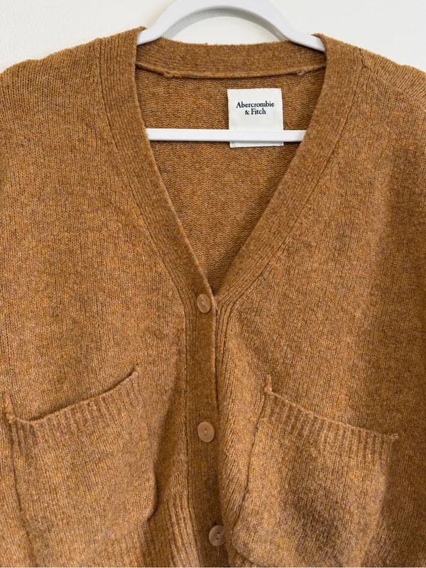 Abercrombie & Fitch Classic Short Cardigan Size XS Tan Camel Bread - Image 4