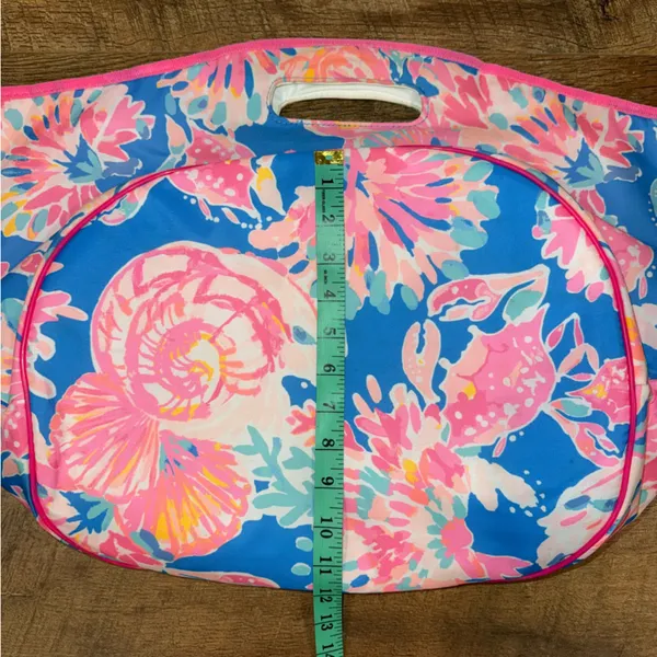 Lilly Pulitzer Large Insulated Floral Beverage Tote - Image 9