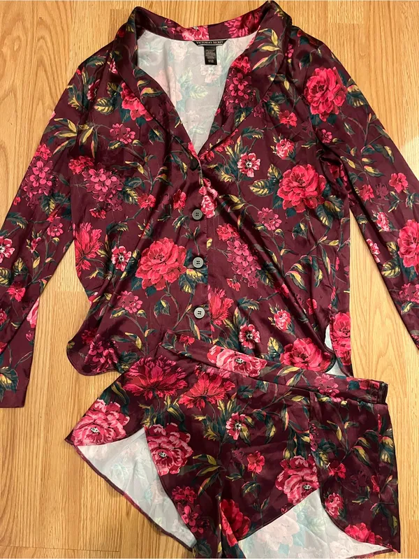 Victoria's Secret Burgundy Floral Satin Pajama Set - Button-Up Top &‎ Shorts - Image 2