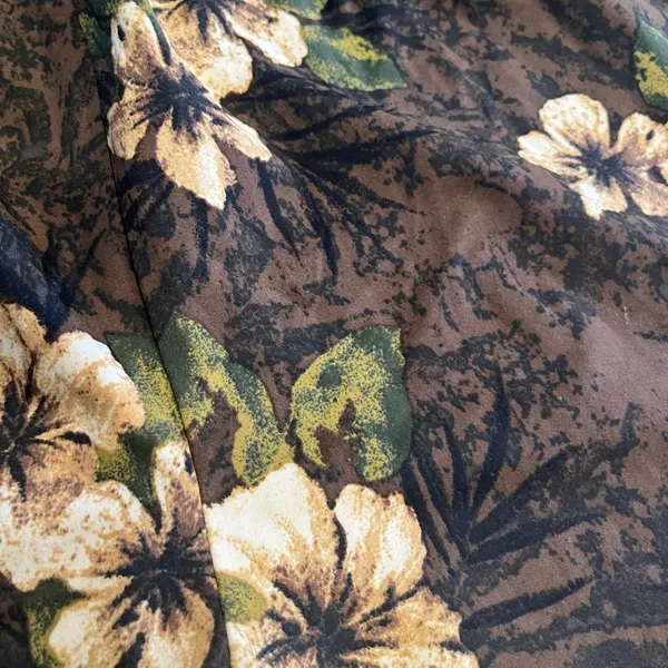 Lands' End Hawaiian print shorts - Image 3
