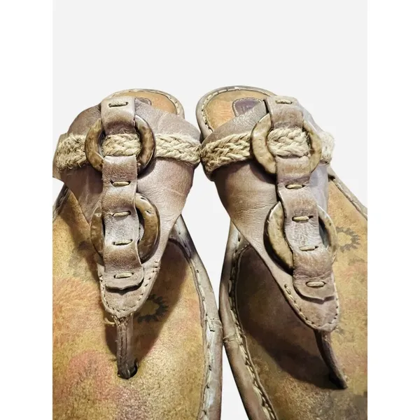 Born Sandals Womens 7 Brown‎ Comfort Slip On Thong Flip Flops Floral - Image 3