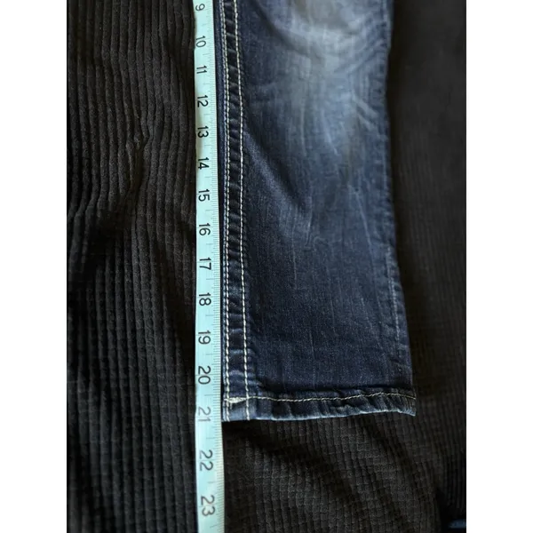 Miss Me Crop Denim Jeans Sequins/Embroidered/Gems Logo‎ Size 27 Western/Boho - Image 9