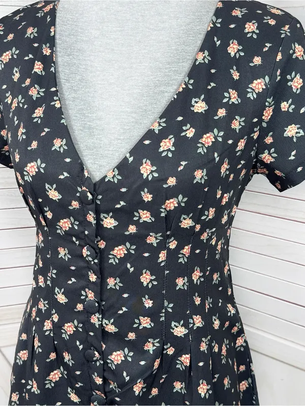 Princess Polly Floral Button Front V Neck Romper Black Size 4 Cottage Playsuit - Image 5