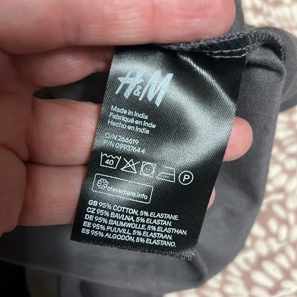 H&M divided gray turtleneck size XS - Image 4