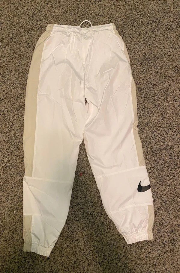 Nike Cargo Joggers - Image 2