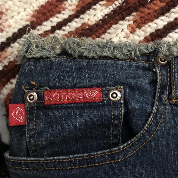 Y2K 2000s Mcbling Trendy Faded Frayed denim jean mini midi knee length skirt front slit whimsygoth #grunge #preppy #officesiren #academia Size 9/31 - Measurement in pics - Image 5